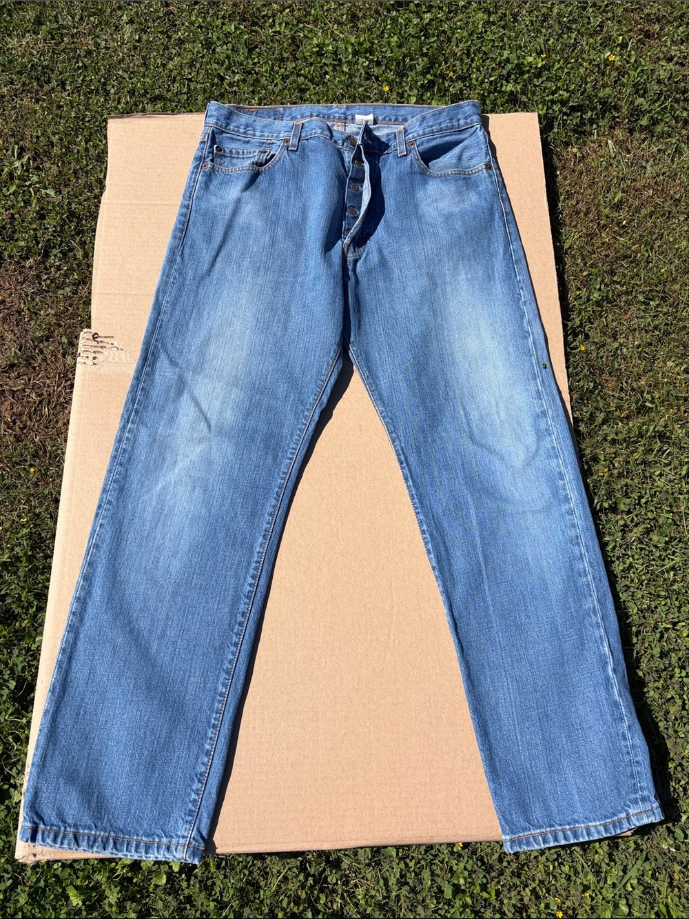 Levi's Men's Light Blue Straight-Leg Jeans